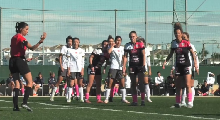  唐佳麗梅開二度、邵子欽破門，中國(guó)女足3-2擊敗Alhama俱樂部女足