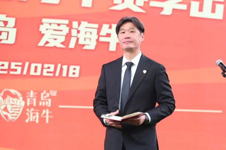  多名媒體人士點(diǎn)評(píng)海牛：引援老中青都有，就看李霄鵬的捏合能力了