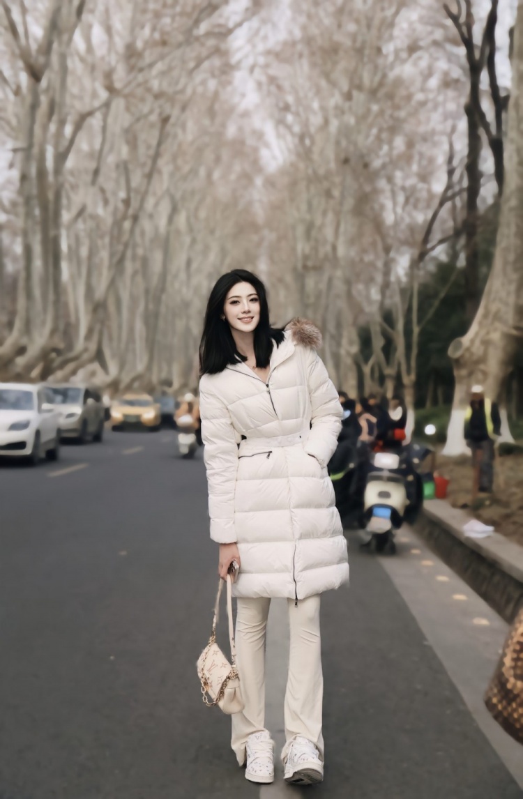  煙雨下江南！卓識游南京：卿言一句梧桐美 吾種梧桐滿京城