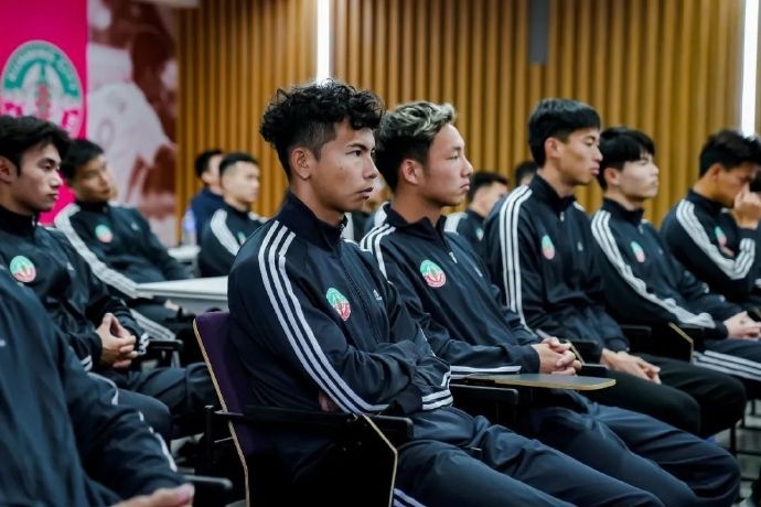  出征中乙！昆明城星足球俱樂部11日舉行新賽季見面會暨出征儀式
